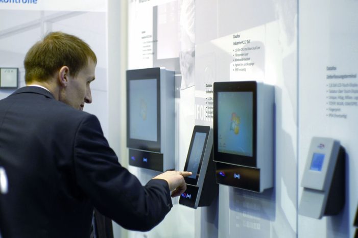 Datafox mit neuen Geräten und interessanten Partnern auf der CeBIT 2014