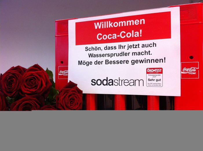 Blumenstrauß für Coca-Cola: SodaStream beglückwünscht Coke zum Wassersprudler-Einstieg