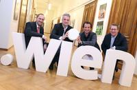 Wien-Domain: Taufe im Rathaus