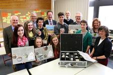 Multimediales Bildungspaket stärkt Lehrer- und Schülerausbildung Multimediales Bildungspaket stärkt Lehrer- und Schülerausbildung