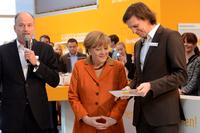 Bilanz CeBIT 2014: Kanzlerin unterstützt den Sicherheitsstandort Deutschland mit ihrem Besuch bei Secusmart