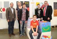 Hand in Hand in die Zukunft – Kunstprojekt zur Berufsorientierung vereint Schülerinnen und Schüler aller Schulformen und Unternehmen