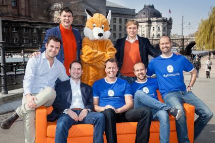 HitFox Group kauft Mobile Targeting Plattform Datamonk und investiert 1 Million Euro in Mobile User Acquisition Start-up apploop (FOTO)