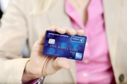 Viele Punkte und Vorteile: American Express und PAYBACK bieten Kreditkarte für null Euro Jahresgebühr an (FOTO)