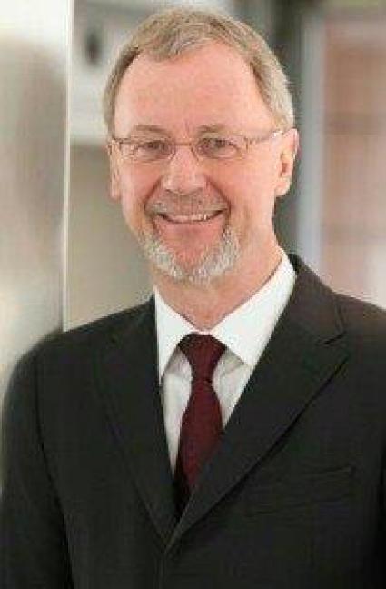Dr. Franz Wirnhierübernimmt Vorsitz der LBS-Gruppe / 
Vorgänger Dr. Gerhard Schlangen geht in den Ruhestand – Tilmann Hesselbarth und Dr. Rüdiger Kamp zu stellvertretenden Vorsitzenden gewählt (FOTO)