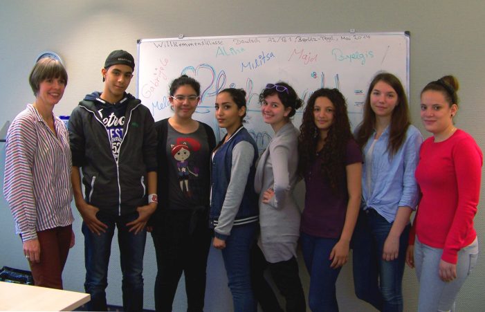 Schulaufsichtsbehörde und Berlitz starten Integrationsprojekt Schulaufsichtsbehörde und Berlitz starten Integrationsprojekt
