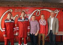 In guter Nachbarschaft: Studierende der Lebensmittelproduktion zu Besuch bei Coca-Cola in Osnabrück