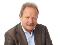 Gewerkschaftschef sprichtüber prekäre Arbeit