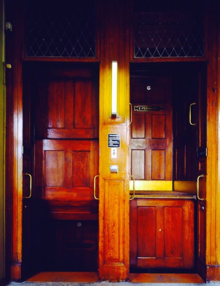 Delegatus GmbH – Die Börse ist ein Paternoster Delegatus GmbH – Die Börse ist ein Paternoster