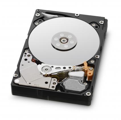 HGST startet die Auslieferung der Ultrastar C10K1800, seiner bislang leistungsstärksten und höchstkapazitiven Festplatte mit 10.000 U/min für missionskritische 24/7-Anwendungen in Rechenzentren (FOTO)