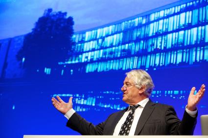 Hasso Plattners offener Onlinekurs: Start mit mehr als 6.000 Teilnehmern / In Kürze auf openHPI Programmierkurs für Schüler
