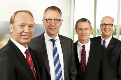 Jörg Münning übernimmt Vorstandsvorsitz der LBS West von Dr. Gerhard Schlangen / Stabwechsel zum 1. Oktober 2014 (FOTO)