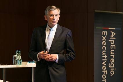 Aufbruch nach Globalia 2030 – BILD