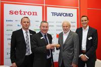 setron zum elften Mal als Gold-Distributor des Jahres von Kingbright Electronic Europe ausgezeichnet