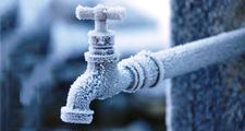 Frostschäden an Wasserleitungen lassen sich einfach vermeiden