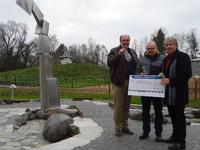 Grünbeck spendet für Therapie-Brunnen des Bunten Kreises
