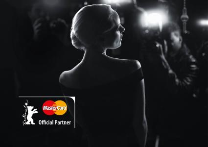 Cineasten setzen auf Bargeldloses Bezahlen – 24 Prozent mehr Kinotickets werden mit Kreditkarte bezahlt – Jetzt noch Karten sichern für die 65. Berlinale am MasterCard Ticket Counter (FOTO)