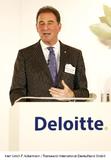 Ulrich F. Ackermann hält Dinner Speech bei der Verleihung des „Axia Award 2014“