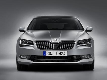 Der neue SKODA Superb: Messepremiere in Genf – Einstiegspreis 24.590 Euro (FOTO)