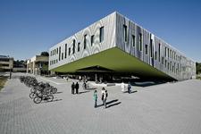 Hochschule Osnabrück bietet kostenlose Führungen über den Campus Westerberg an