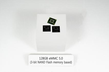 Samsung Electronics stellt hochleistungsfähigen 3bit NAND Flash Memory Speicher mit 128Gigabyte für den Mobilgerät-Massenmarkt vor (FOTO)