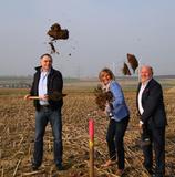 Erster Spatentisch beim Neubau des Firmengebäudes der Mattern Consult!