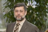 Wie passen Echtzeit-Analyse und asynchrone Kommunikation zusammen?