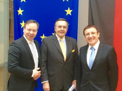 Profilierte Politiker verstärken Europäischen Mittelstandsdachverband (FOTO)