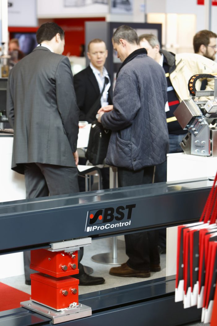 BST ProControl erfüllt höchste Standards auf Kunststoffmesse in Florida BST ProControl erfüllt höchste Standards auf Kunststoffmesse in Florida