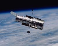 Weltraumteleskop Hubble seit 25 Jahren im All – Jubiläumsfoto wird an der TU Ilmenau enthüllt Weltraumteleskop Hubble seit 25 Jahren im All – Jubiläumsfoto wird an der TU Ilmenau enthüllt