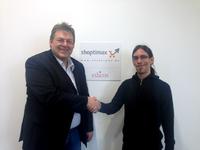 Grenzenüberschreiten ? Software-Entwickler Benjamin Koch von shoptimax besteht IHK-Prüfung zum IT Business Manager