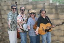 Sonntags-Matinee mit „Danny Santos&Los Bluegrass Vatos“