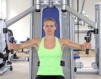 Frauen im Fitness-Studio: Top-Figur nur mit hartem Krafttraining