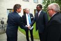 Kenianische Parlamentsdelegation besucht Afrika Zentrum