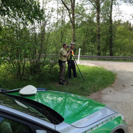 Kein Tempolimit gewünscht? „ZDFzoom“ und die Frage nach der angemessenen Geschwindigkeit auf deutschen Straßen (FOTO)