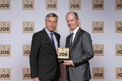 eprimo unter den besten Arbeitgebern deutschlandweit / – Energiediscounter erhält „Top Job“-Auszeichnung in der Kategorie Mittelstand / – Wolfgang Clement überreicht Zertifikat (FOTO)