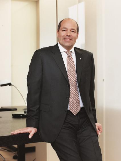 40 Jahre erfolgreiche Allfinanz-Konzeption / Die Deutsche Vermögensberatung hat Geburtstag (FOTO)