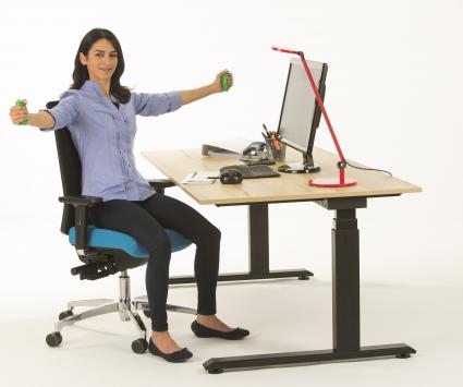 Sitzen, stehen& bewegen: Das rückengerechte Büro (FOTO)