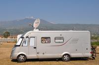 Ob im Reisemobil oder Caravan – das World Wide Web ist auch unterwegs immer dabei