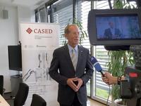 FlexiVote: Staatsminister Axel Wintermeyer besucht die Forschungspartner Micromata und POLYAS an der TU Darmstadt