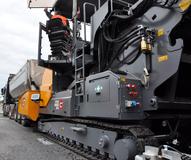 Einbau Offenporiger Asphalt auf der A8? Asphalt-Einbauqualität unter perfekten Bedingungen