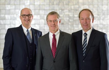 LBS West senkt jährliche Kosten um 40 Mio. Euro / Bausparkasse stärkt Kooperation im Sparkassen-Verbund (FOTO)