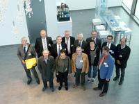 Professoren zwischen Triebwerken und Blumenwiesen Professoren zwischen Triebwerken und Blumenwiesen