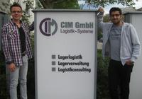 Zwei neue Informatik-Auszubildende – die Entwickler von morgen