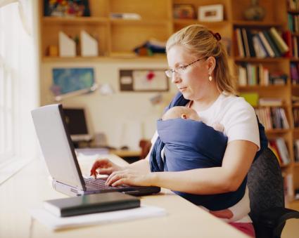 Elternzeit und Fernstudium: Tipps zum Lernen mit Kind (FOTO)