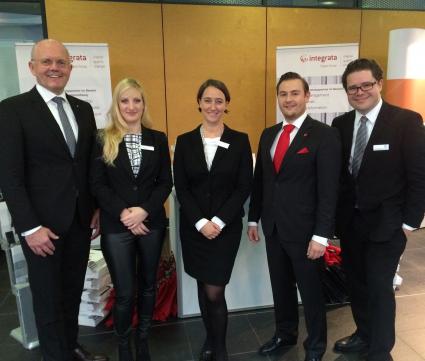 Inspirierendes Menü an Personalthemen auf dem Stuttgarter Wissensforum am 16.10.2015 / Kunden der Integrata AG starteten mit exklusivem Appetizer in den Tag (FOTO)