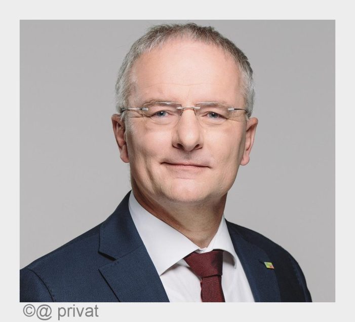 Alexander Putz wirft Hut um FDP-Landesvorsitz in den Ring Alexander Putz wirft Hut um FDP-Landesvorsitz in den Ring