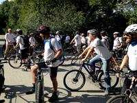 Controlware feiert 35-jähriges Firmenjubiläum mit Fahrradtour und Wandern für den guten Zweck