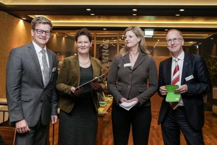 TÜV SÜD-Geschäftsbericht punktet bei deutschlandweitem Wettbewerb (FOTO)