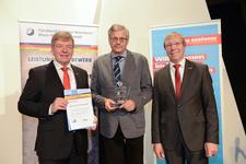 Altenberger Elektroservice GmbH aus Hockenheim erhält Ausbildungs-Stele